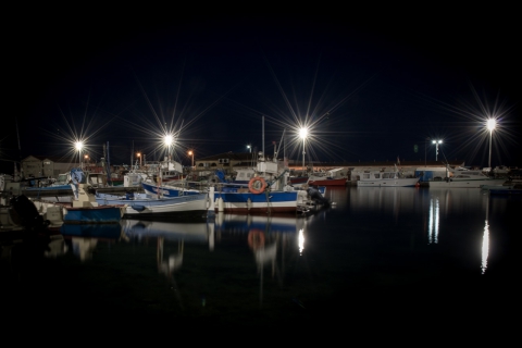27/06_111/366 Nuit sur le petit port de Carro